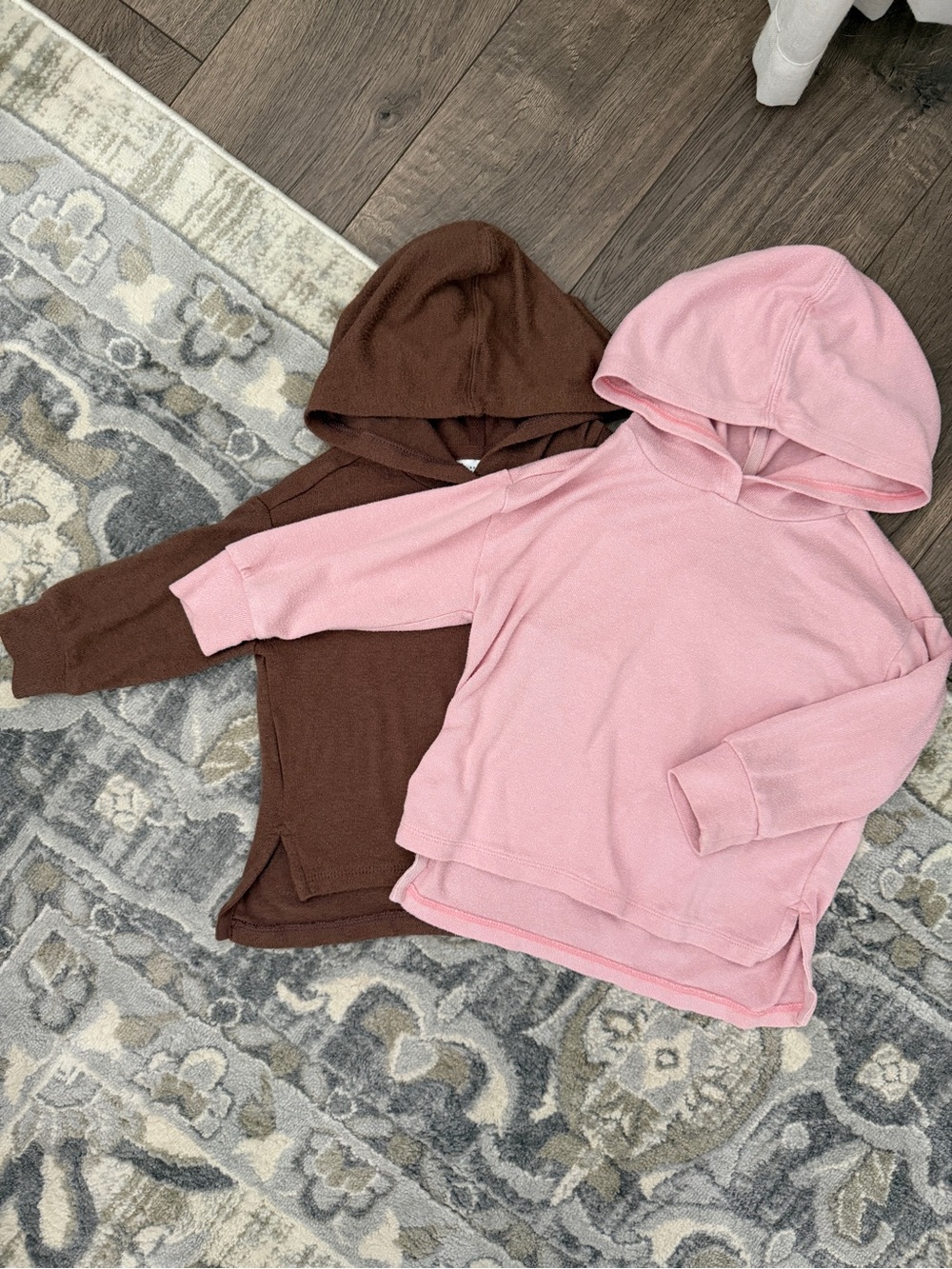 BabyGAP Toddler girl Hoodie Tops - Pink & Brown Lightweight Pullover (18-24 m)
